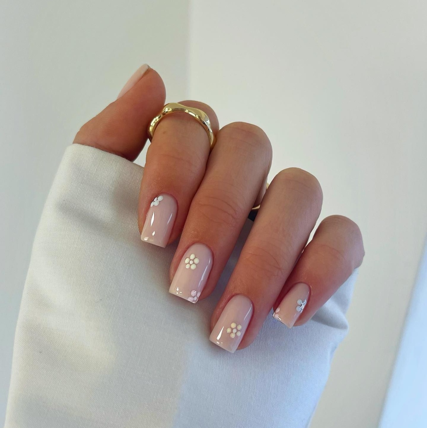 beautiful nail designs Niche Utama Home  Simple Nail Designs  - Easy Nail Art Trends to Try