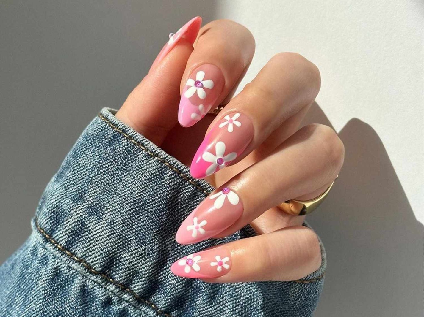 summer pink nail designs Niche Utama Home www.byrdie